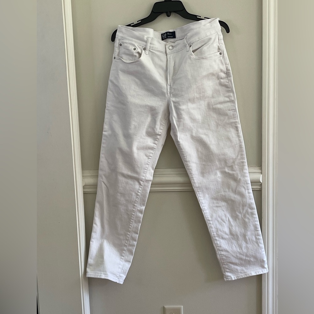 GAP Factory White Ankle & Cropped Jeans - Picture 2 of 7